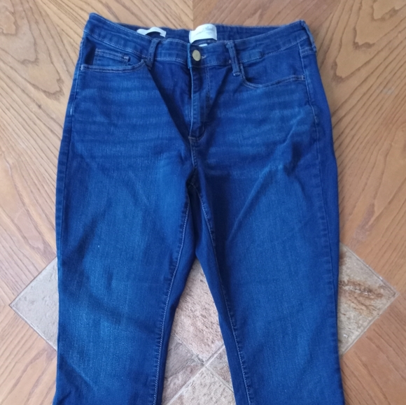 Universal Threads Goods Co. Jeans - Picture 2 of 9